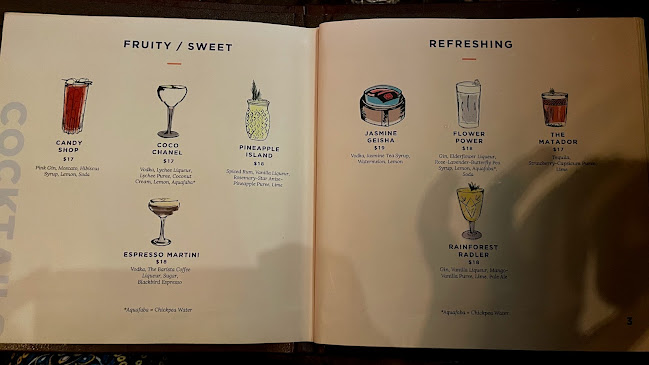 Comentarii opinii despre Three Wolves