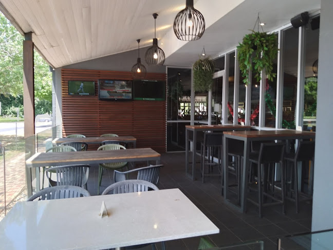 Castello's Victorian Tavern - Hospitality and gastronomy