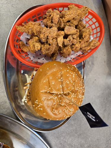 Huxtaburger Redfern - Redfern