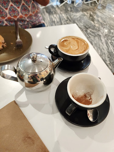 Opinii despre Wholegreen Bakery & Cafe Sydney CBD în Sydney - Hospitality and gastronomy