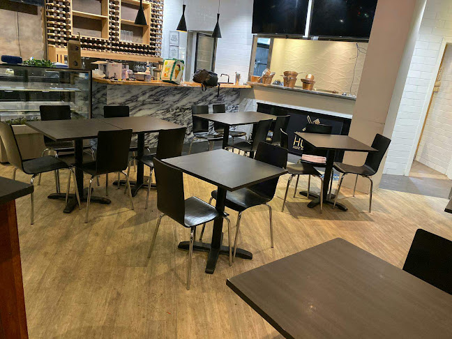 Hunger Hunt Pizza Bar and Restaurant - Hospitality and gastronomy