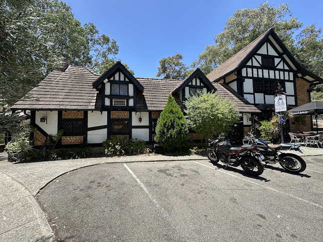 Last Drop Elizabethan - Hospitality and gastronomy