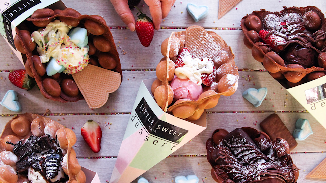 Little Sweet Cafe GC - Surfers Paradise