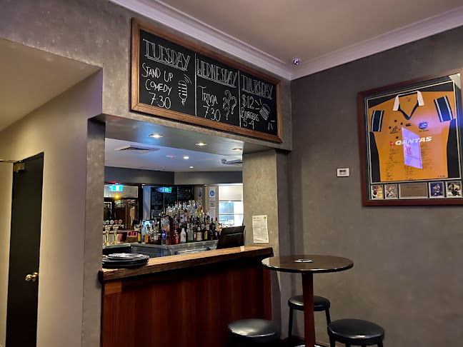 Iron Duke Hotel - Alexandria