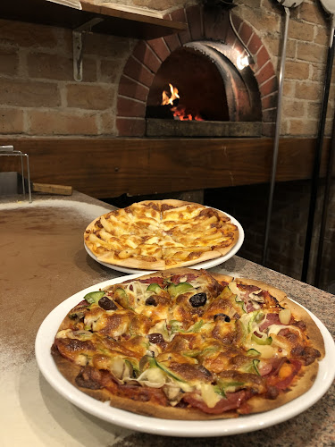 Opinii despre Pick A Pizza în Campbelltown - Hospitality and gastronomy