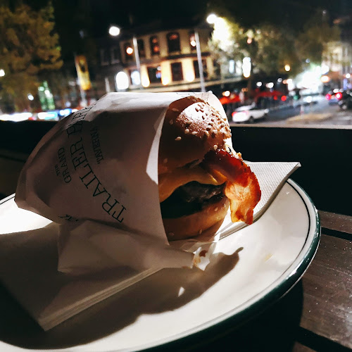 Comentarii opinii despre Grand Trailer Park Taverna