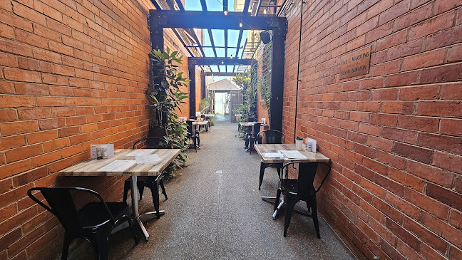 Stanley's Cafe / Restaurant - Hospitality and gastronomy