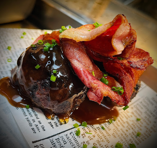 Yinnar Hotel - Hospitality and gastronomy