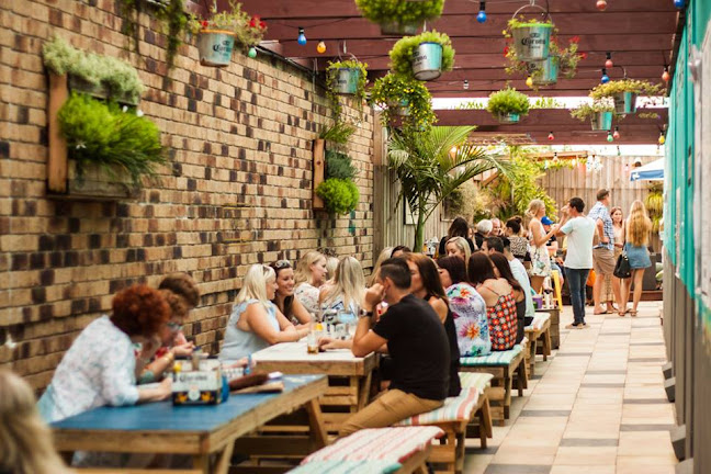 La Canteena Alleyway Bar