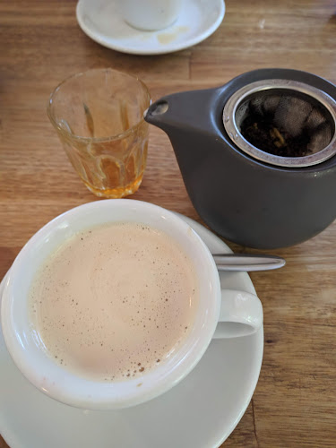 Comentarii opinii despre Riverbank Cafe