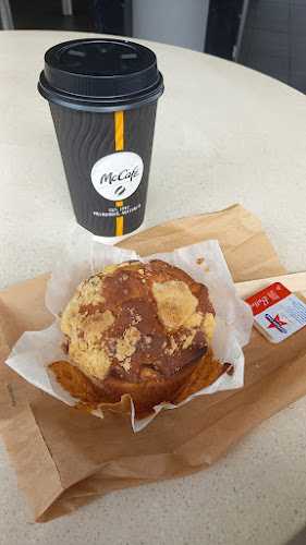 McDonald's M4 West - Hospitality and gastronomy