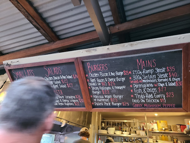 Railway Friendly Bar - Byron Bay