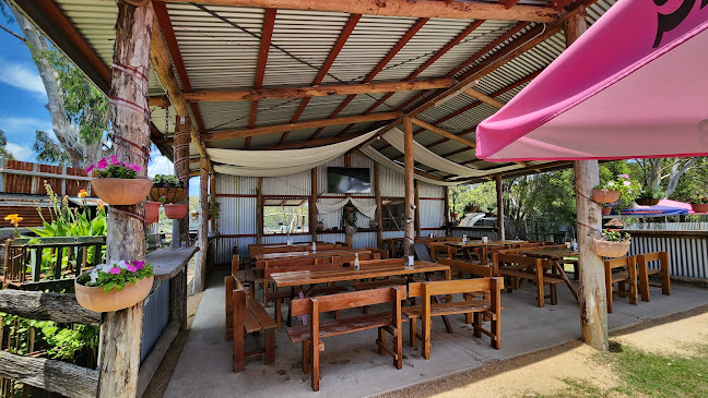 Sandy Creek Pub - Hospitality and gastronomy