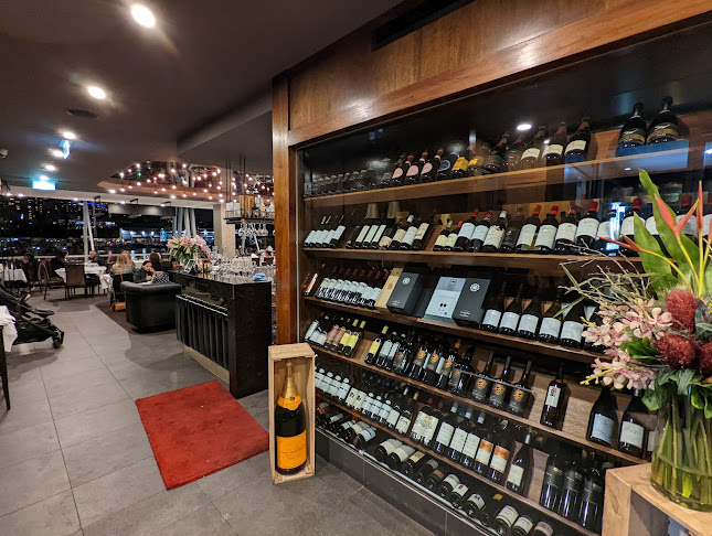 Comentarii opinii despre Manjits Wharf