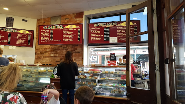 Moama Bakery - Echuca Port Cafe - Echuca