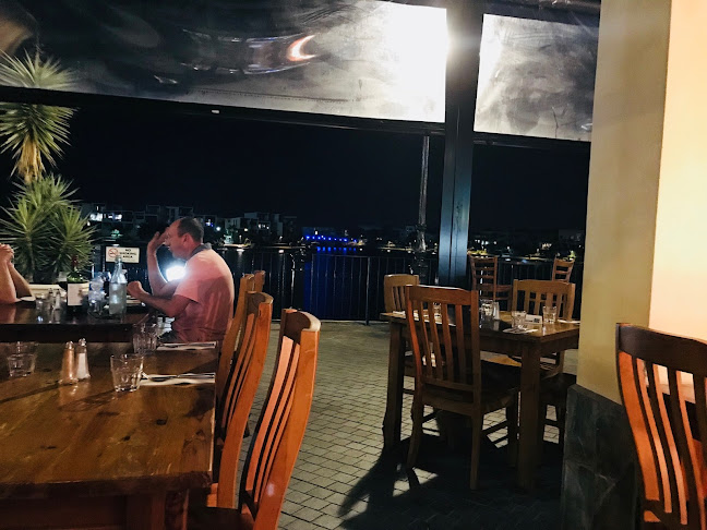 Opinii despre Athenia Restaurant & Bar în Carrara - Hospitality and gastronomy