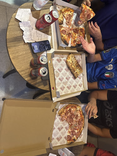 Johnny Gio's Pizza Bondi