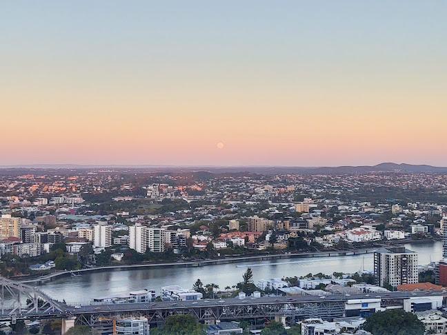 BWS Aurora Tower - Hospitality and gastronomy