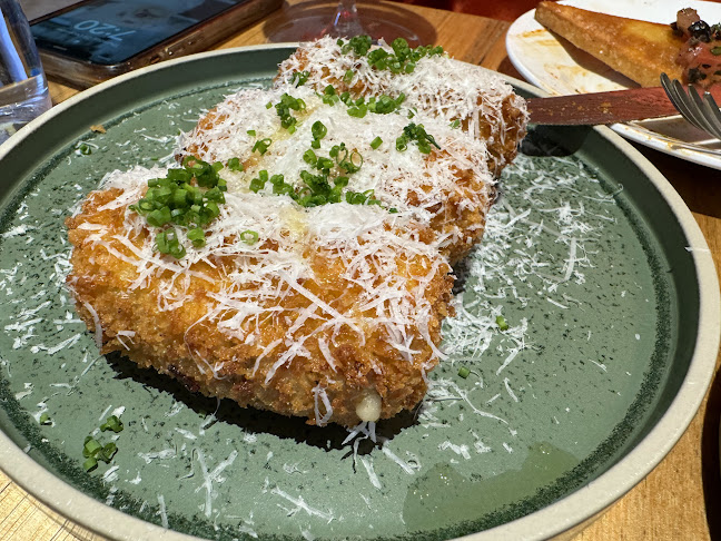 Opinii despre Crescent Hotel în North Hobart - Hospitality and gastronomy