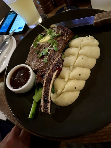 179 Mann St, Gosford NSW 2250