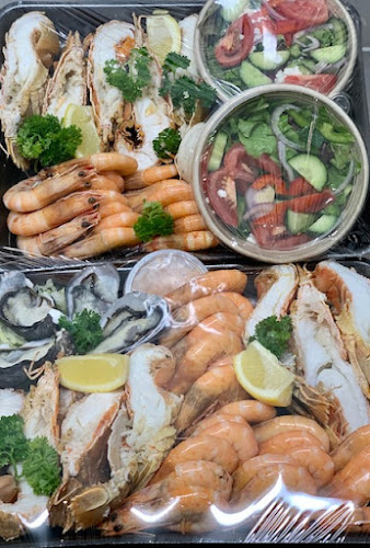 Opinii despre Debbie's Seafood - Retail Superstore în Mackay - Hospitality and gastronomy