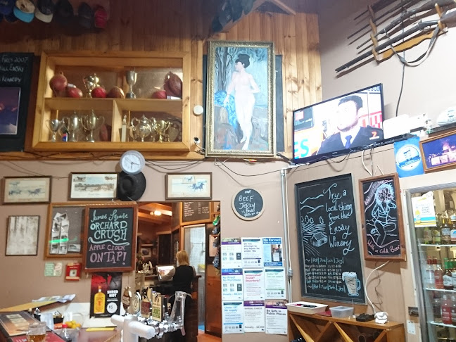 Junction Hotel Swifts Creek - Hospitality and gastronomy