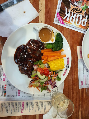 Comentarii opinii despre Hog's Breath Cafe Launceston