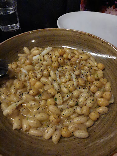 Lalla Rookh - Hospitality and gastronomy