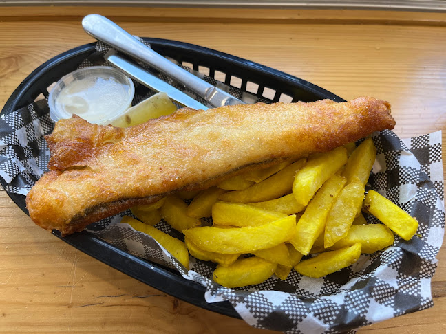 SALTY DOG SEAFOOD AND GRILL - Port Adelaide