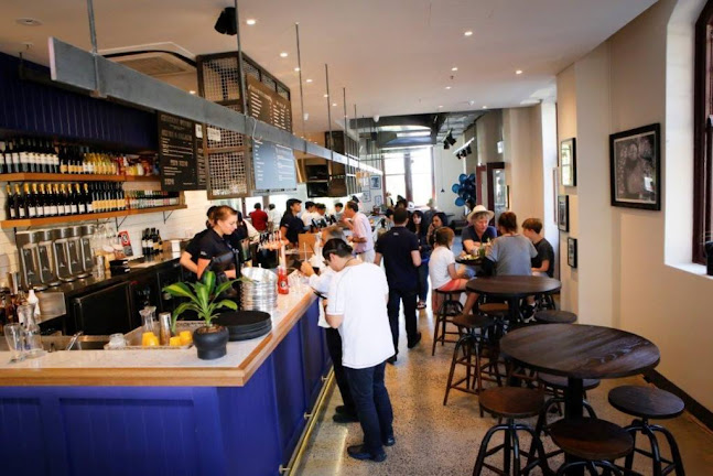 Ribs & Burgers The Rocks