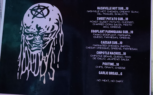 The Lass O'Gowrie Hotel