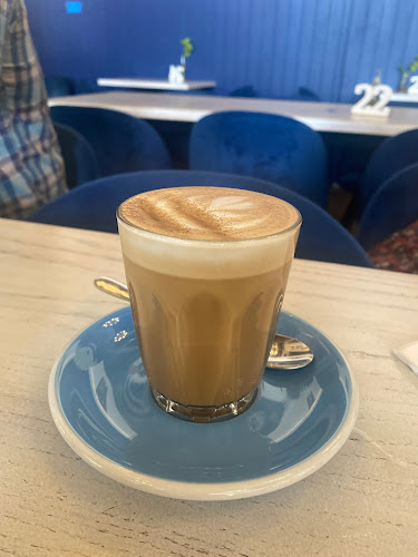 Comentarii opinii despre Aquila Brisbane