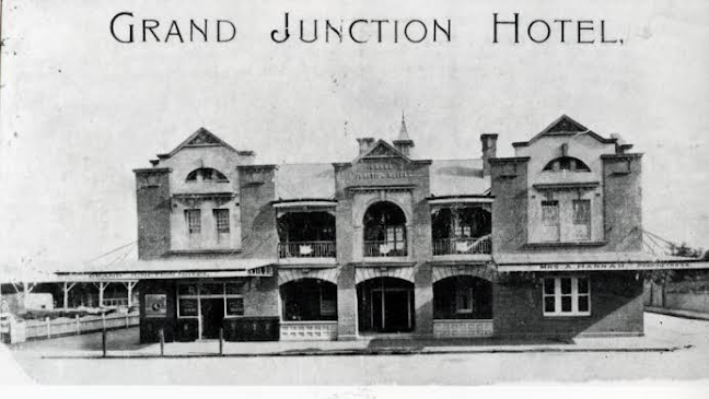 Grand Junction Hotel - Hospitality and gastronomy
