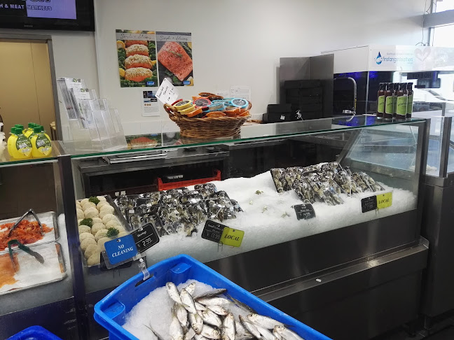 Opinii despre Nowra Fresh Fish & Meat Market în Nowra - Hospitality and gastronomy