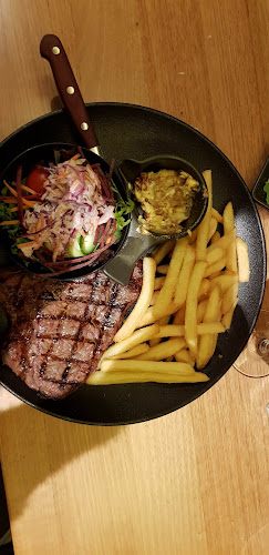 Comentarii opinii despre The Savvy Squire