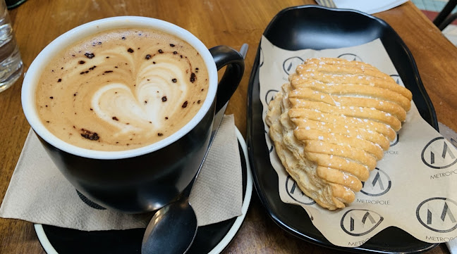 Metropole Cafe - Hospitality and gastronomy