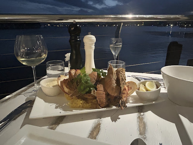 See Restaurant - Hospitality and gastronomy