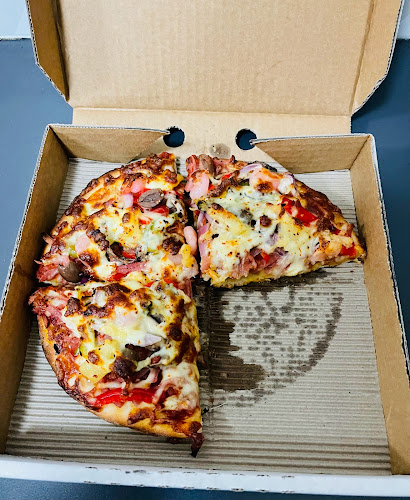 Comentarii opinii despre Zdrazil's Pizza