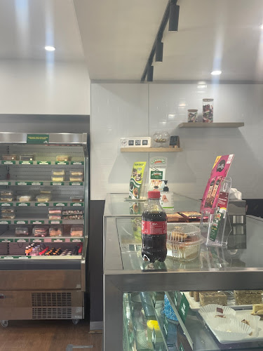 141 Waterworks Rd, Ashgrove QLD 4060