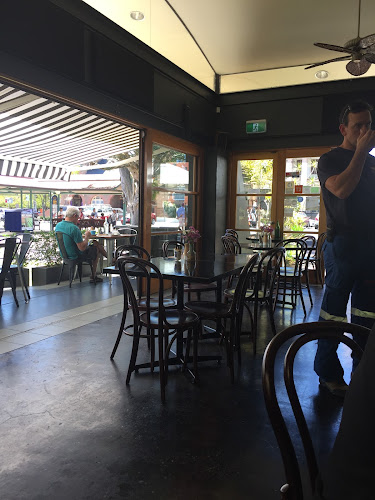 Comentarii opinii despre Palate Restaurant Lismore