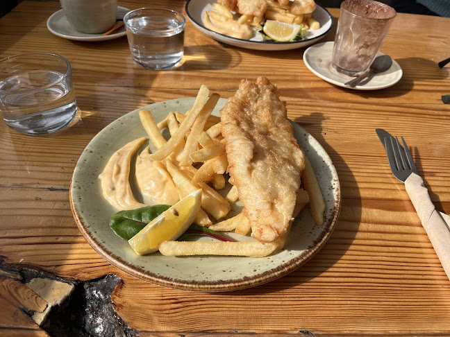 9 Dangar Rd, Brooklyn NSW 2083