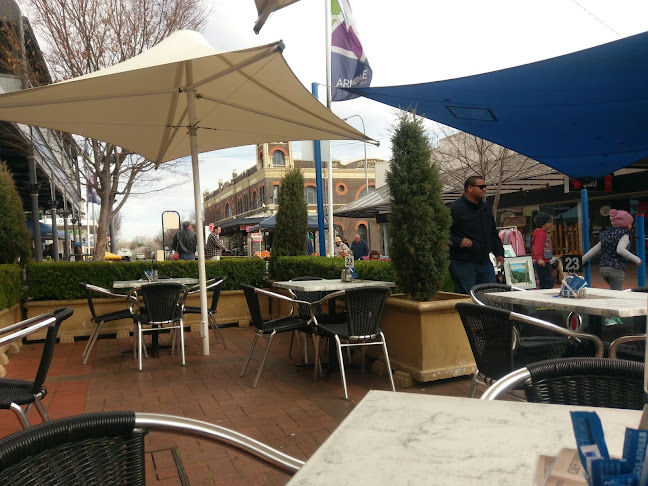 CAFFIENDS in the mall - Hospitality and gastronomy