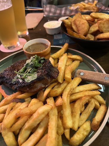 Comentarii opinii despre The Lucky Hotel