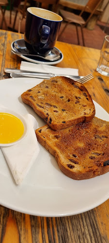 Salt Dish - Hospitality and gastronomy