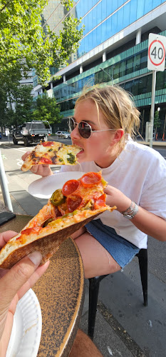 Sal's Authentic New York Pizza - Exhibition Street - Hospitality and gastronomy