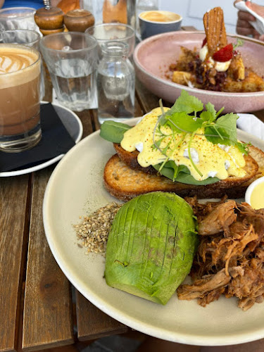 Metro Coffee - Hospitality and gastronomy