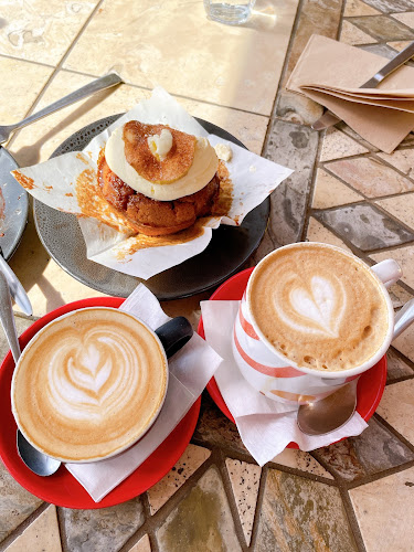 Fork N Flower - Hospitality and gastronomy