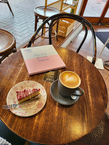 Opinii despre St Louis House of Fine Ice Cream and Desserts în North Adelaide - Hospitality and gastronomy