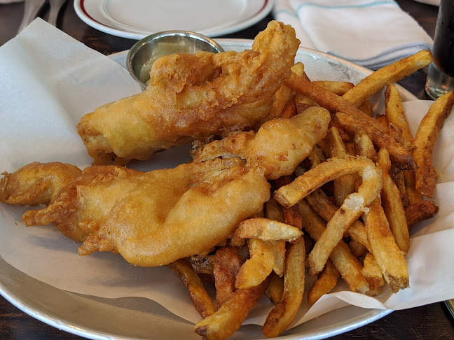 Morrison’s Oyster Bar & Grill - Hospitality and gastronomy