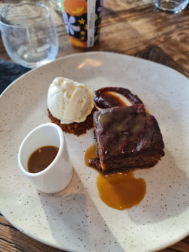 1080 Peats Ridge Rd, Peats Ridge NSW 2250